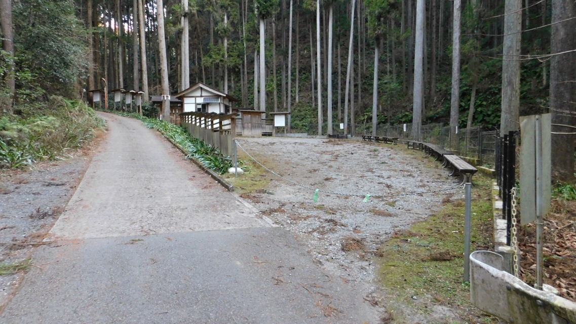 �k 6�^88 �l�@�u�܏�̑�v�����ɓ����B�u����v�Q�ƁB