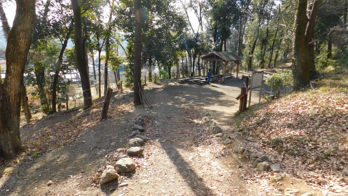 �k 80�^88 �l�@�L��ɓ����B�E�艜�Ƀg�C��������B