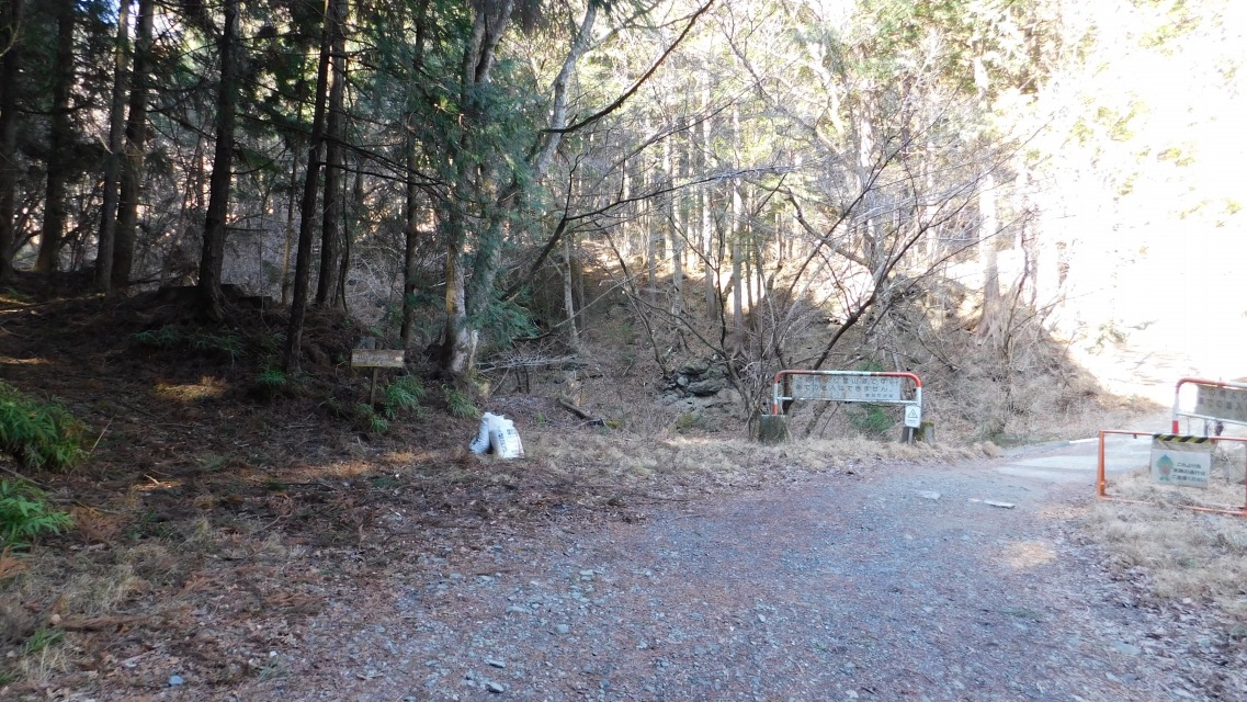 �k 26�^96 �l�@�E�ցB���ʂɁu�o�R���i���b�R�j�� �v�̕\��������B