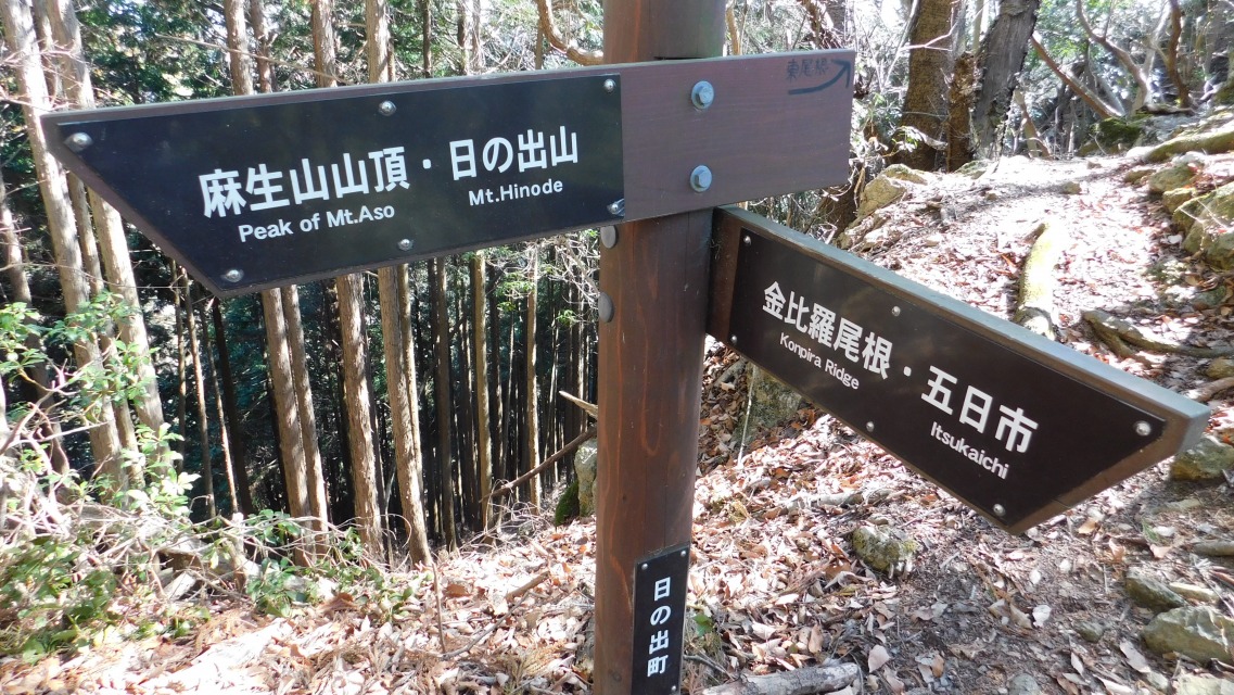 �m 61�^83 �n�@����_�B�E�́u���䗅�����E�ܓ��s�v�B���i�u�������v��������B