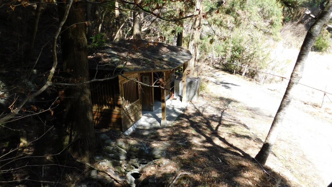 �m 79�^83 �n�@�u���� �H�T�{�� �֏��v�����~�n�_�ɂȂ���