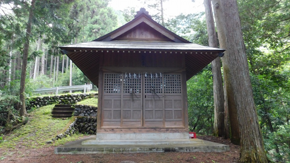 「熊野神社」を通過する